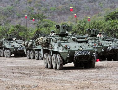 Η Κολομβία συγκεντρώνει στρατεύματα στα σύνορα με την Βενεζουέλα